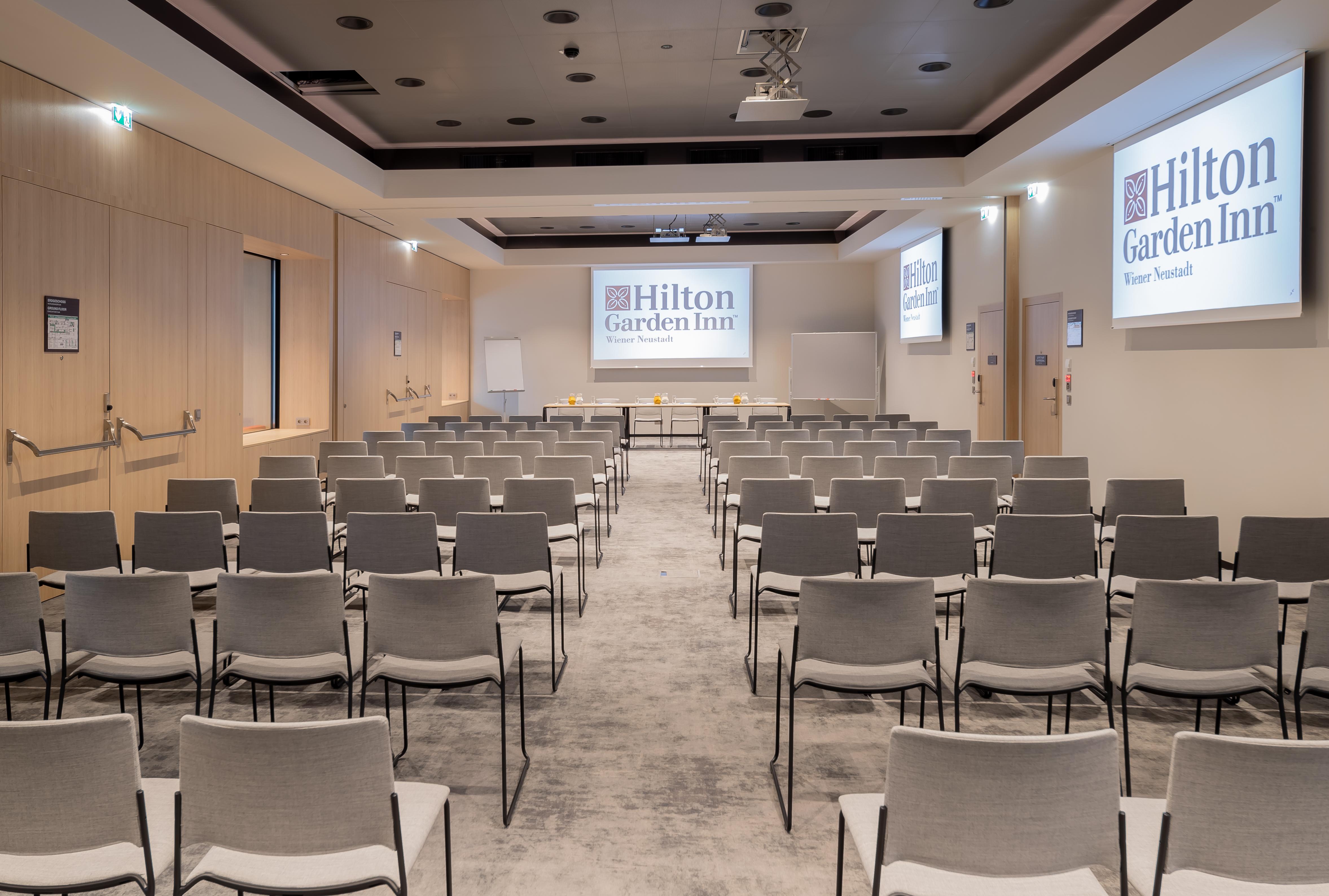Hilton Garden Inn Wiener Neustadt Luaran gambar