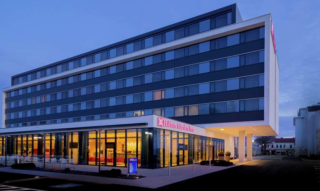 Hilton Garden Inn Wiener Neustadt Bilik gambar