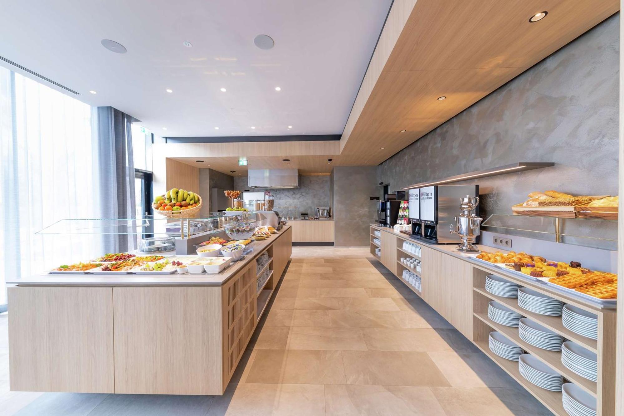 Hilton Garden Inn Wiener Neustadt Luaran gambar