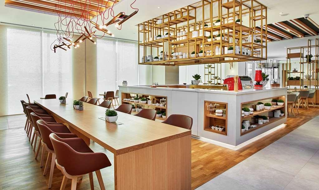 Hilton Garden Inn Wiener Neustadt Bilik gambar